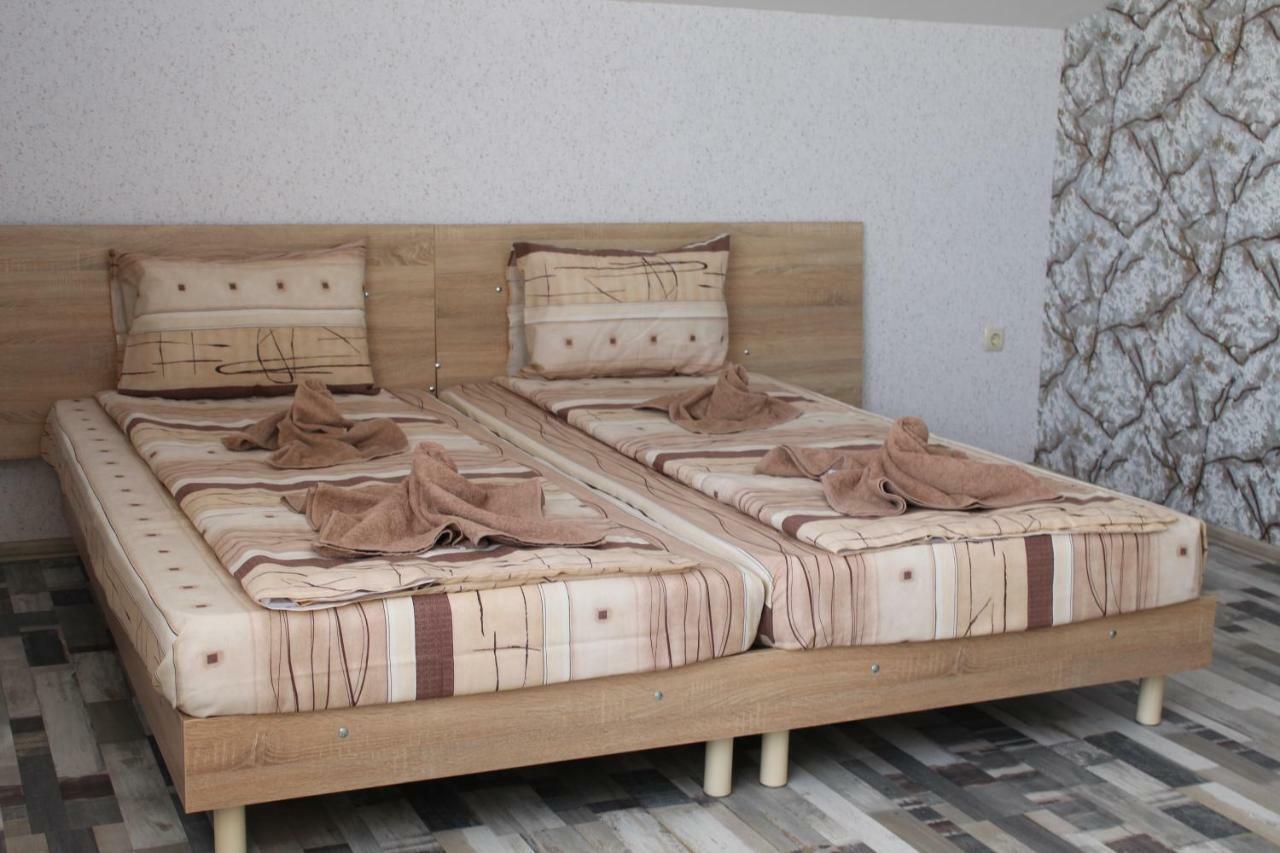 Guest House Valiland Bŭlgarevo Eksteriør billede
