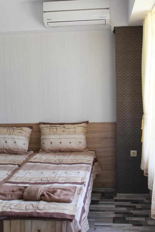 Guest House Valiland Bŭlgarevo Eksteriør billede